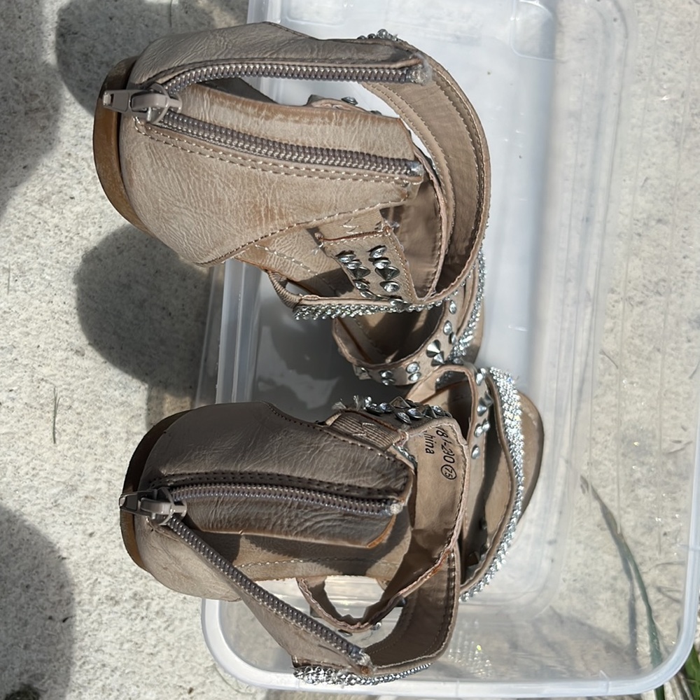 Brand new NotRated sandals tan and rhinestones no wear marks. - Picture 3 of 4
